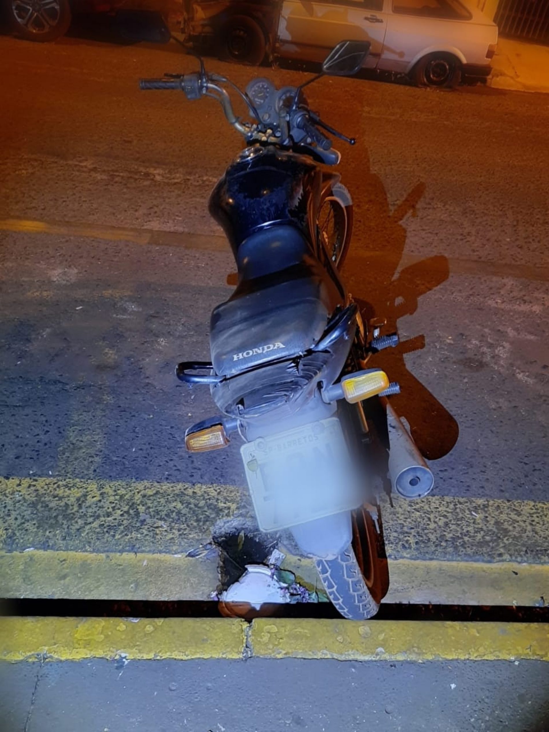 BARRETOS: Polícia Militar recupera moto furtada