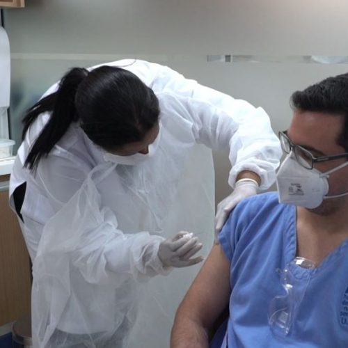 Barretos inicia testes de vacina chinesa contra a Covid-19 no Hospital Nossa Senhora