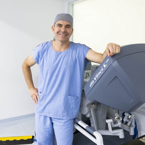 Novembro Azul: Cirurgia Robótica reduz risco de impotência sexual e incontinência urinária em homens com câncer de próstata