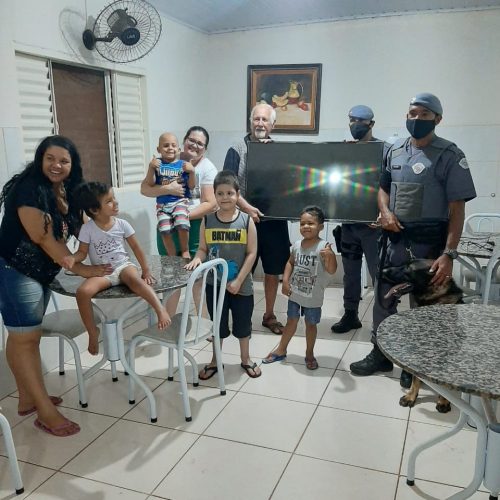 BARRETOS: Policiais Militares recuperam televisão que havia sido furtada em abrigo de crianças em tratamento na Fundação Pio XII