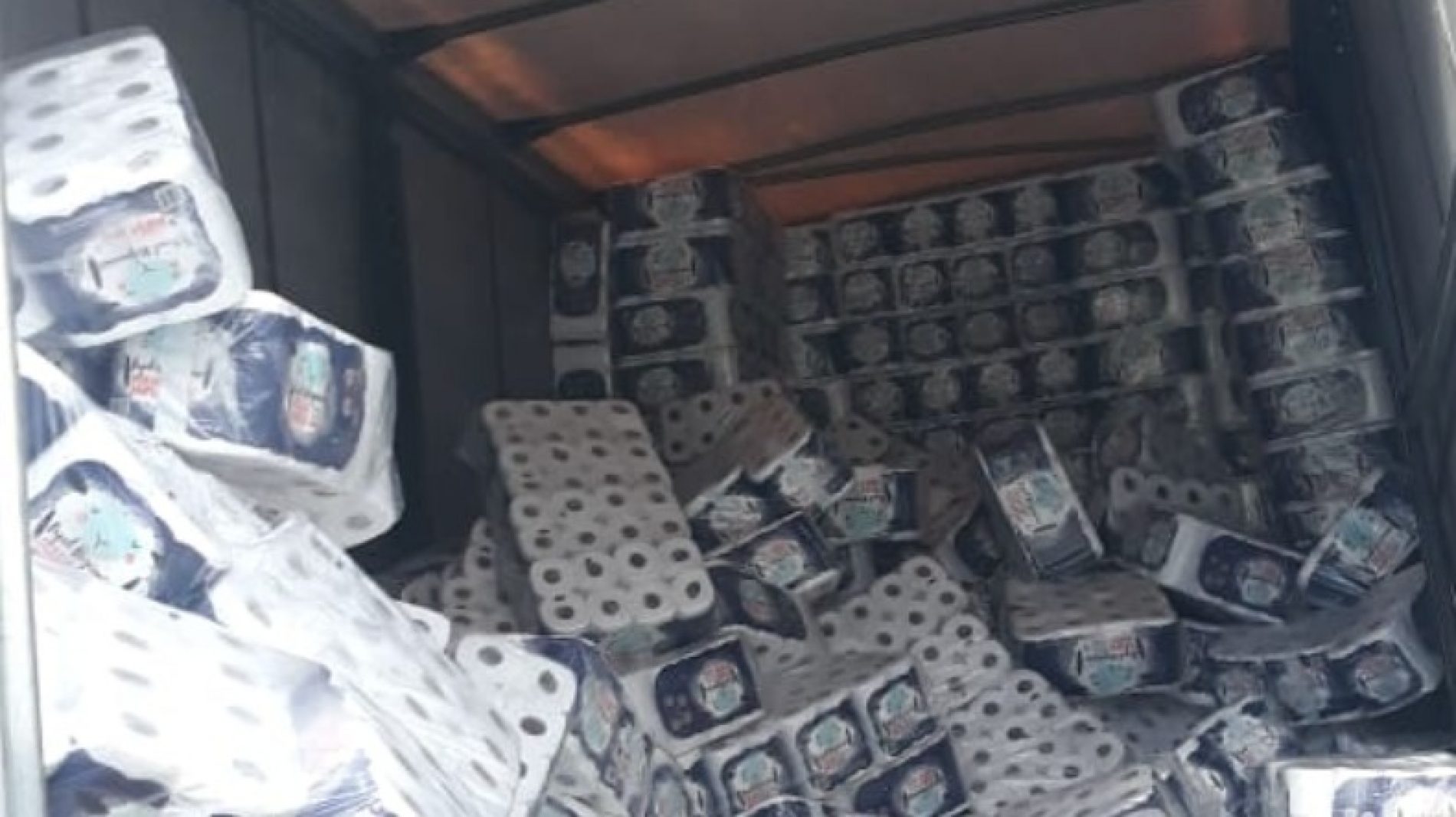 REGIÃO: PM prende 4 por receptação de carga furtada de papel higiênico
