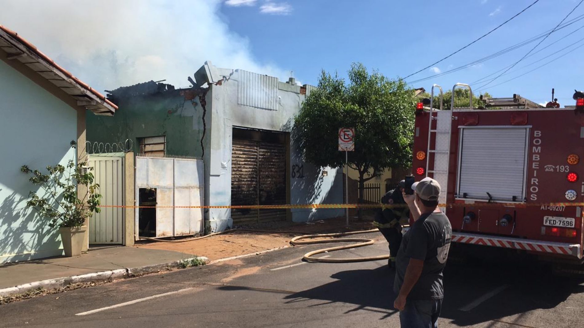 BARRETOS: Lavanderia é destruída por incêndio