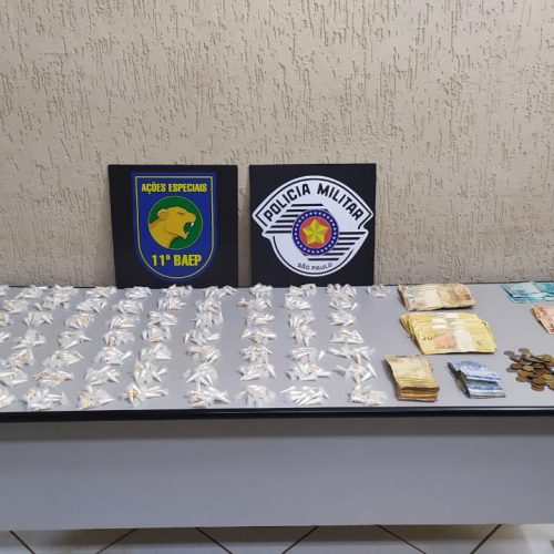 BARRETOS: Polícia apreende quase um quilo e cocaína, mais de 7 mil em dinheiro e prende homem por tráfico de drogas