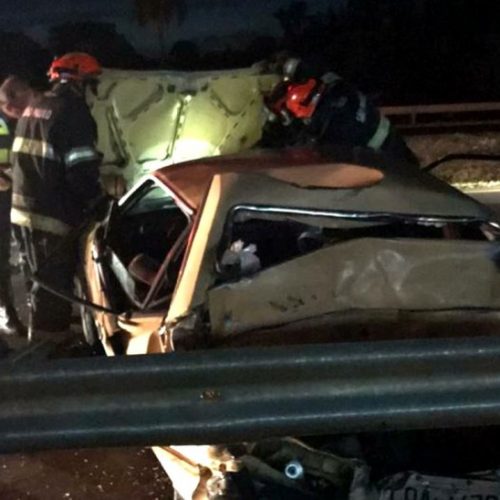 BARRETOS: Bebê de seis meses morre em acidente entre carro com 8 pessoas e caminhão