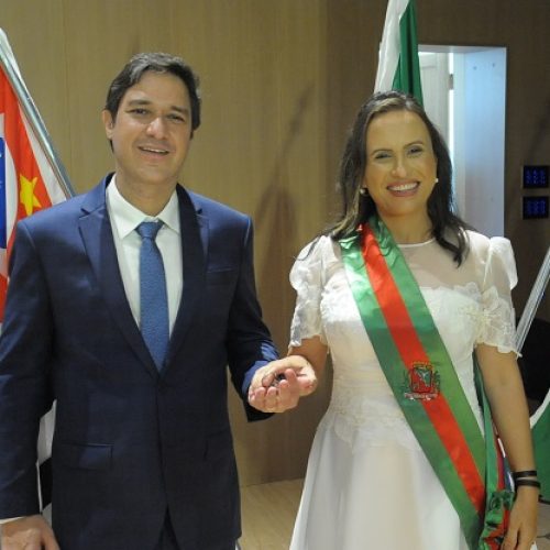Paula Lemos é empossada como primeira prefeita mulher no município de Barretos