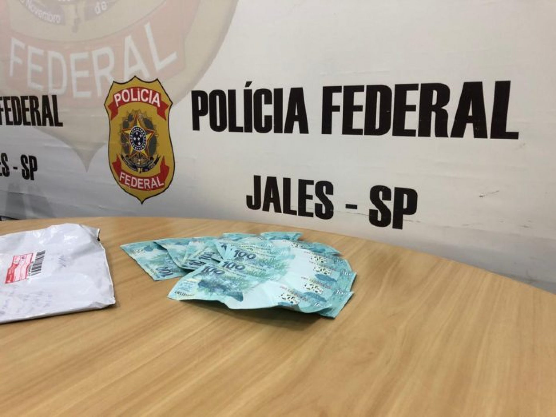 REGIÃO: Polícia Federal apreende R$ 4 mil em notas falsas enviadas pelos Correios