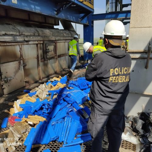Polícia Federal de Rio Preto incinera mais de sete toneladas de drogas