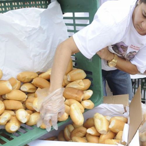 Pão francês poderá ser comercializado somente por quilo, a partir de junho