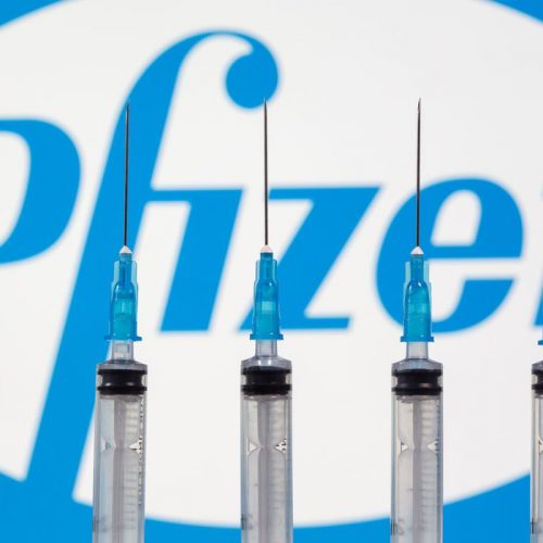 Covid-19: Pfizer entrega ao Brasil 842 mil doses da vacina pelo consórcio Covax Facility