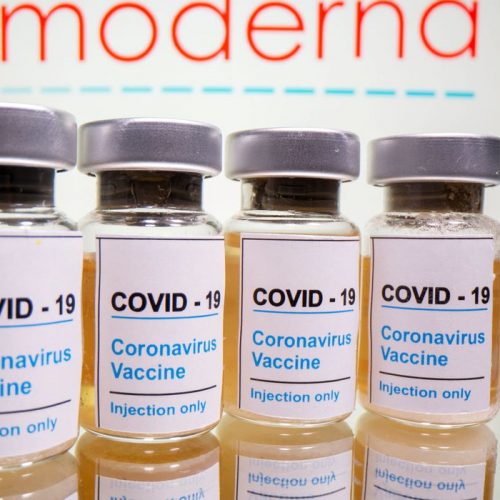 Agência avalia aplicação da vacina Moderna a partir de 12 anos