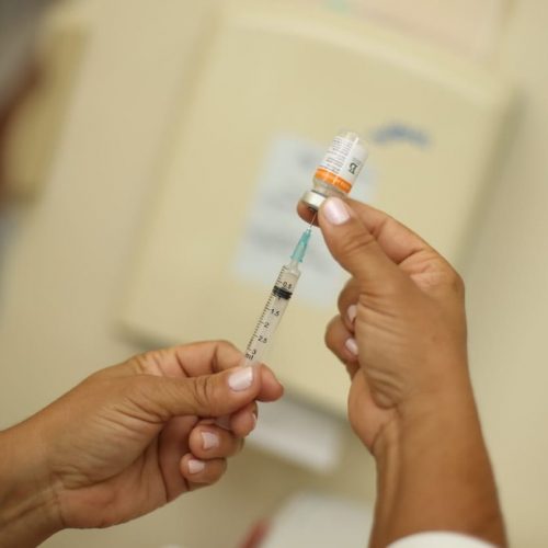Bebedouro espera vacinar 800 pessoas contra a Covid em mutirão para quem perdeu datas