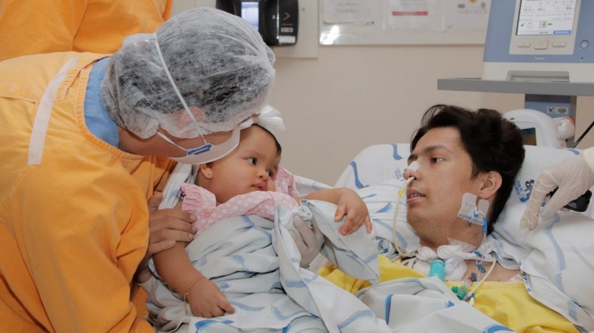 REGIÃO: Paciente internado reencontra filha dois meses após transplante de pulmão: ‘Estímulo para a recuperação’, diz pai