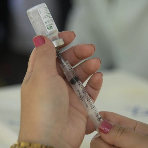 BEBEDOURO: Vacinação da Covid em jovens de 18 a 23 anos para e Prefeitura alega falta de doses