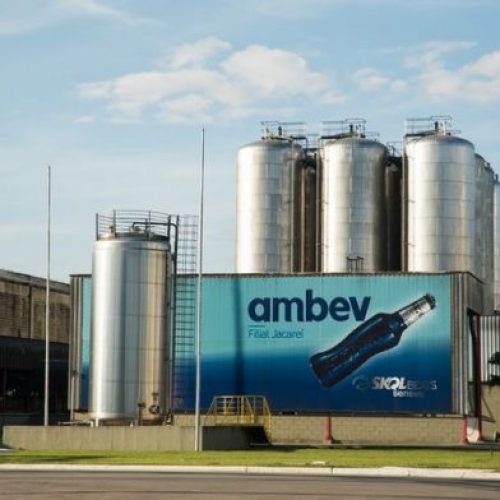 Ambev anuncia aumento de preço das principais cervejas do mercado