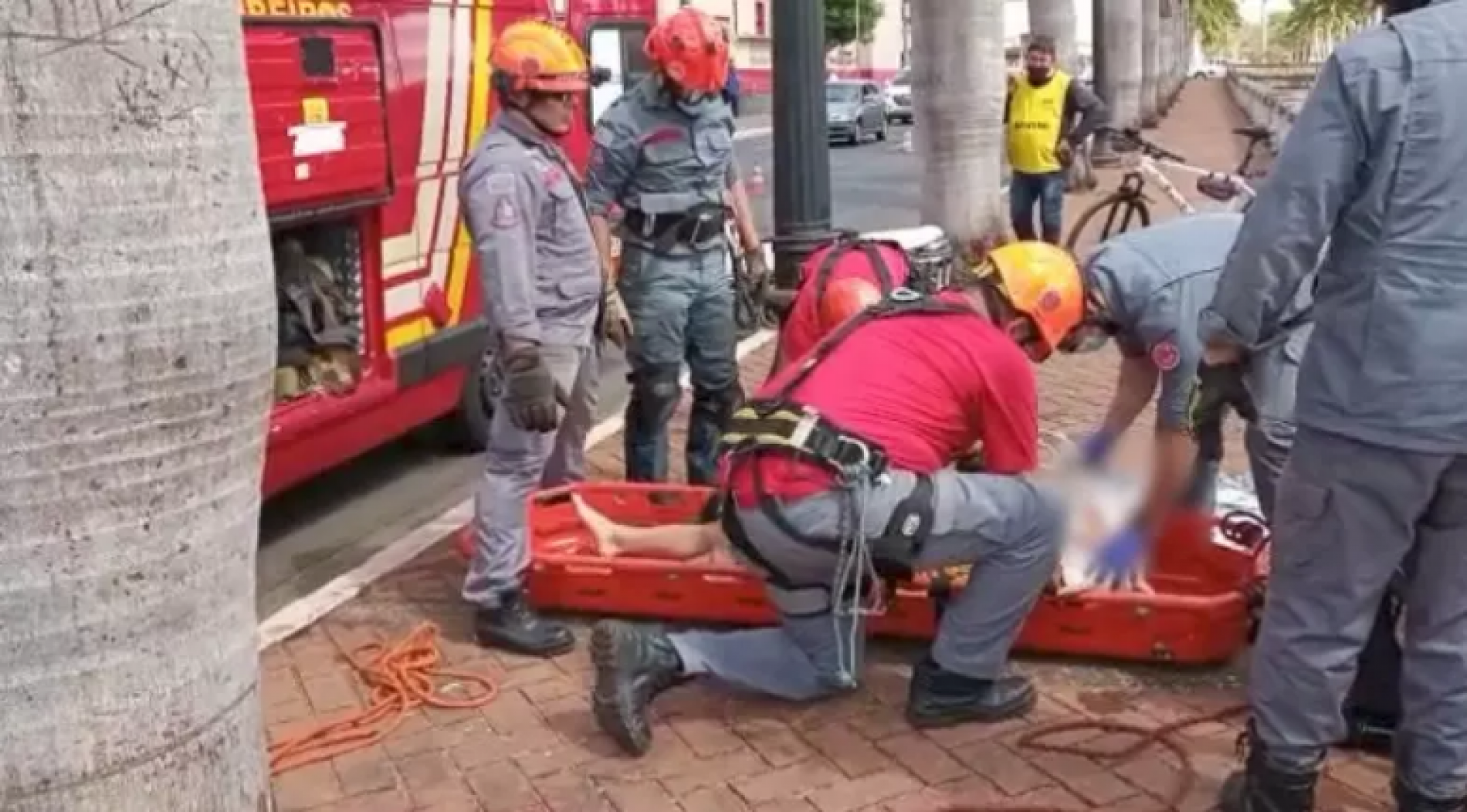 REGIÃO: Briga termina com homem ferido dentro de córrego