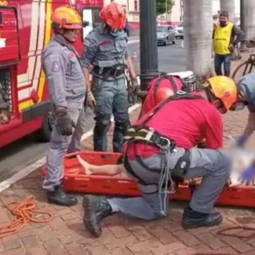 REGIÃO: Briga termina com homem ferido dentro de córrego