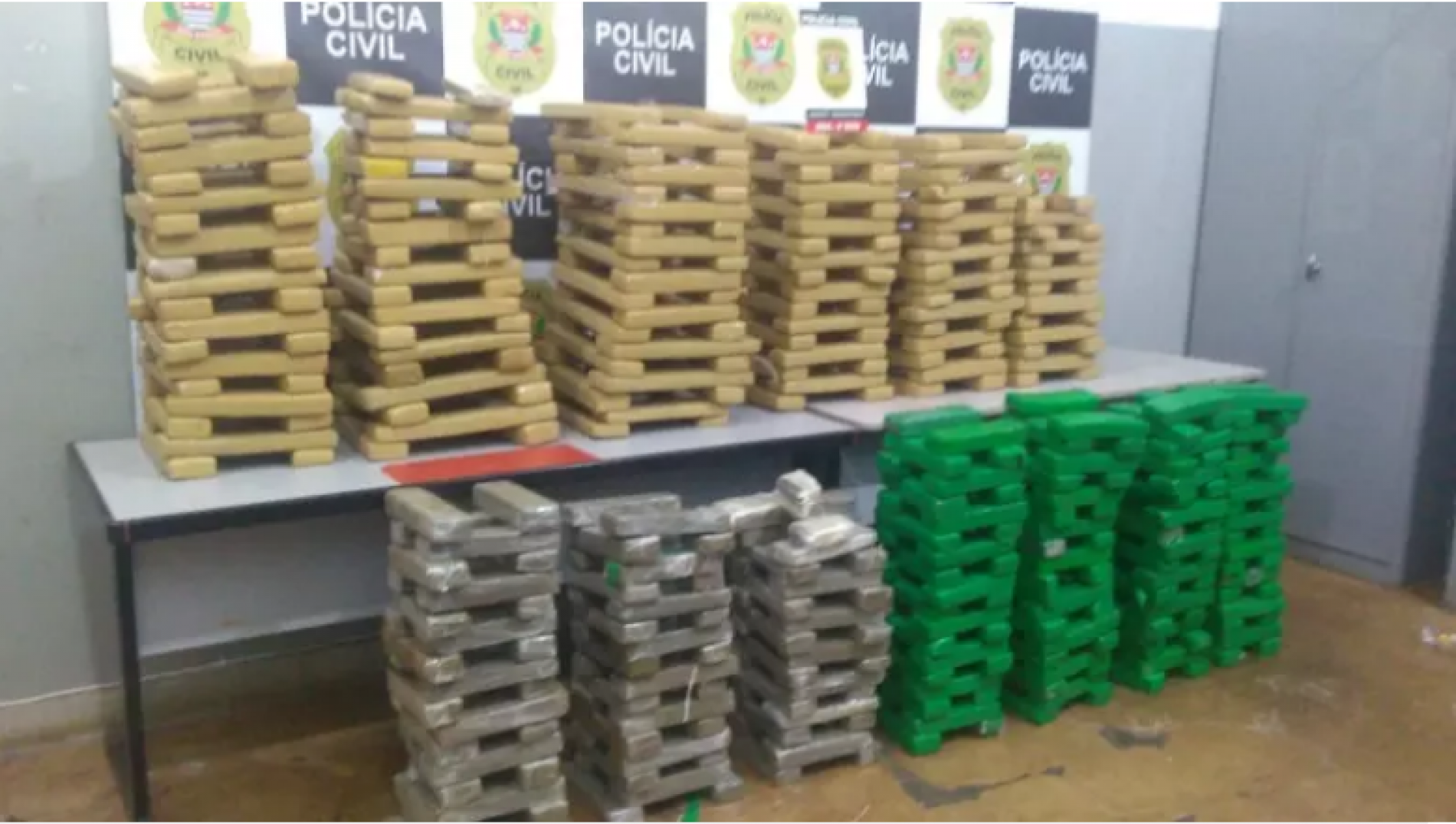 REGIÃO: Polícia apreende mais de 450 tijolos de maconha