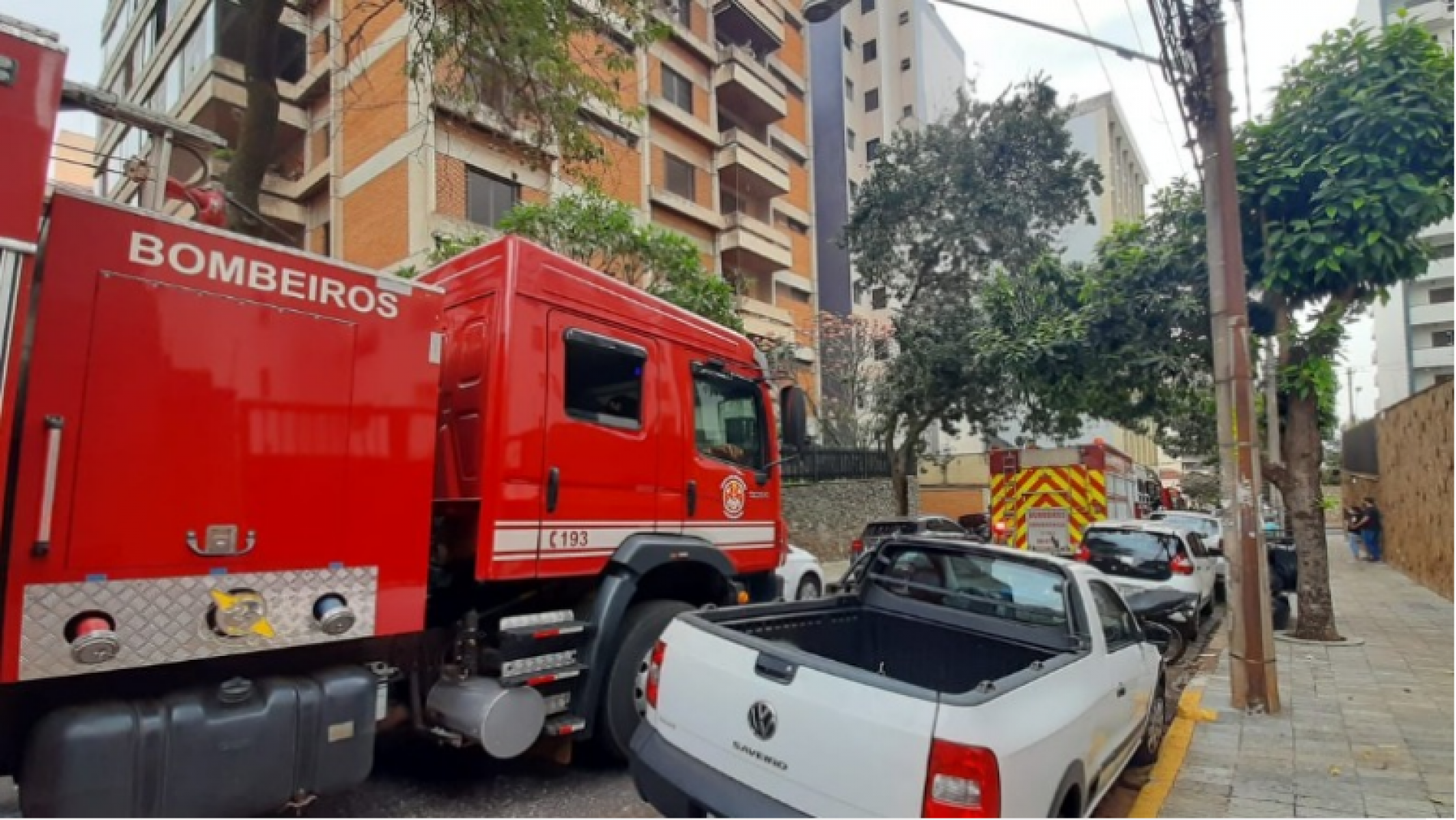 REGIÃO: Bombeiros resgatam homem que passou mal em caixa d’água