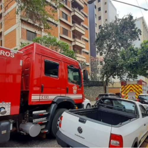 REGIÃO: Bombeiros resgatam homem que passou mal em caixa d’água