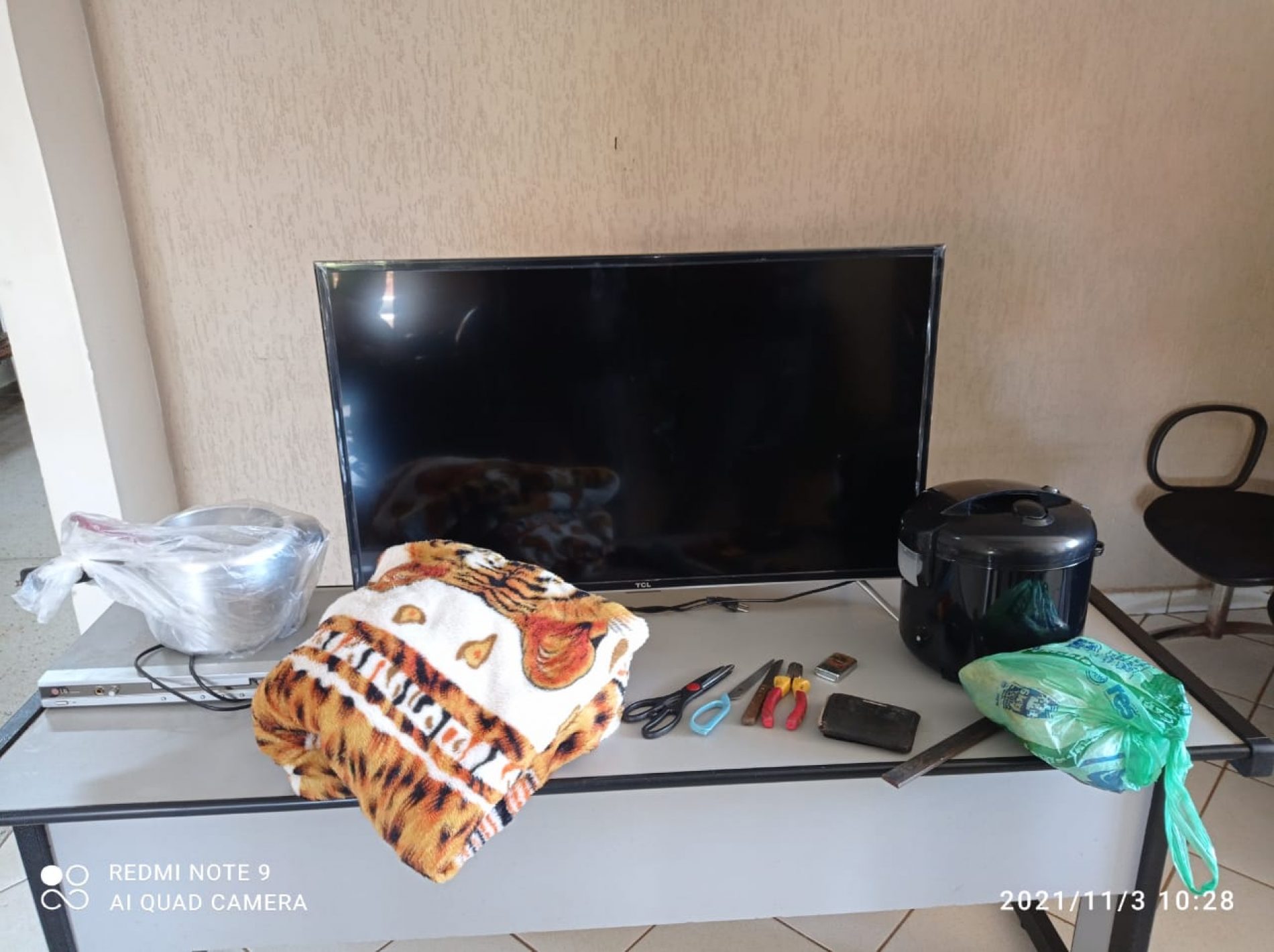 BARRETOS: Polícia Militar prende autor de furto e recupera diversos objetos