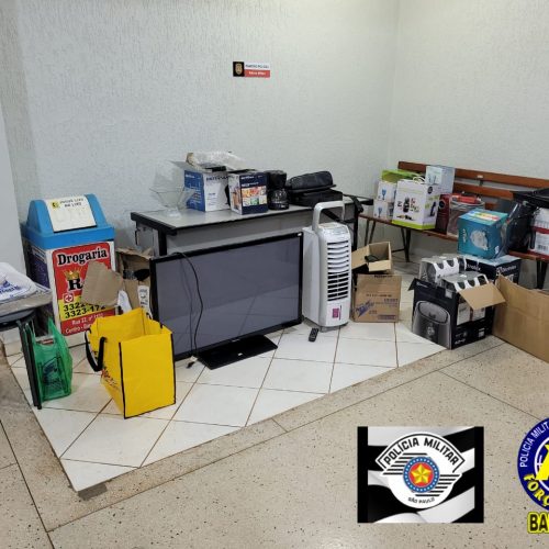 BARRETOS: Policia Militar apreende diversos objetos suspeitos em residência no bairro Vida Nova 4