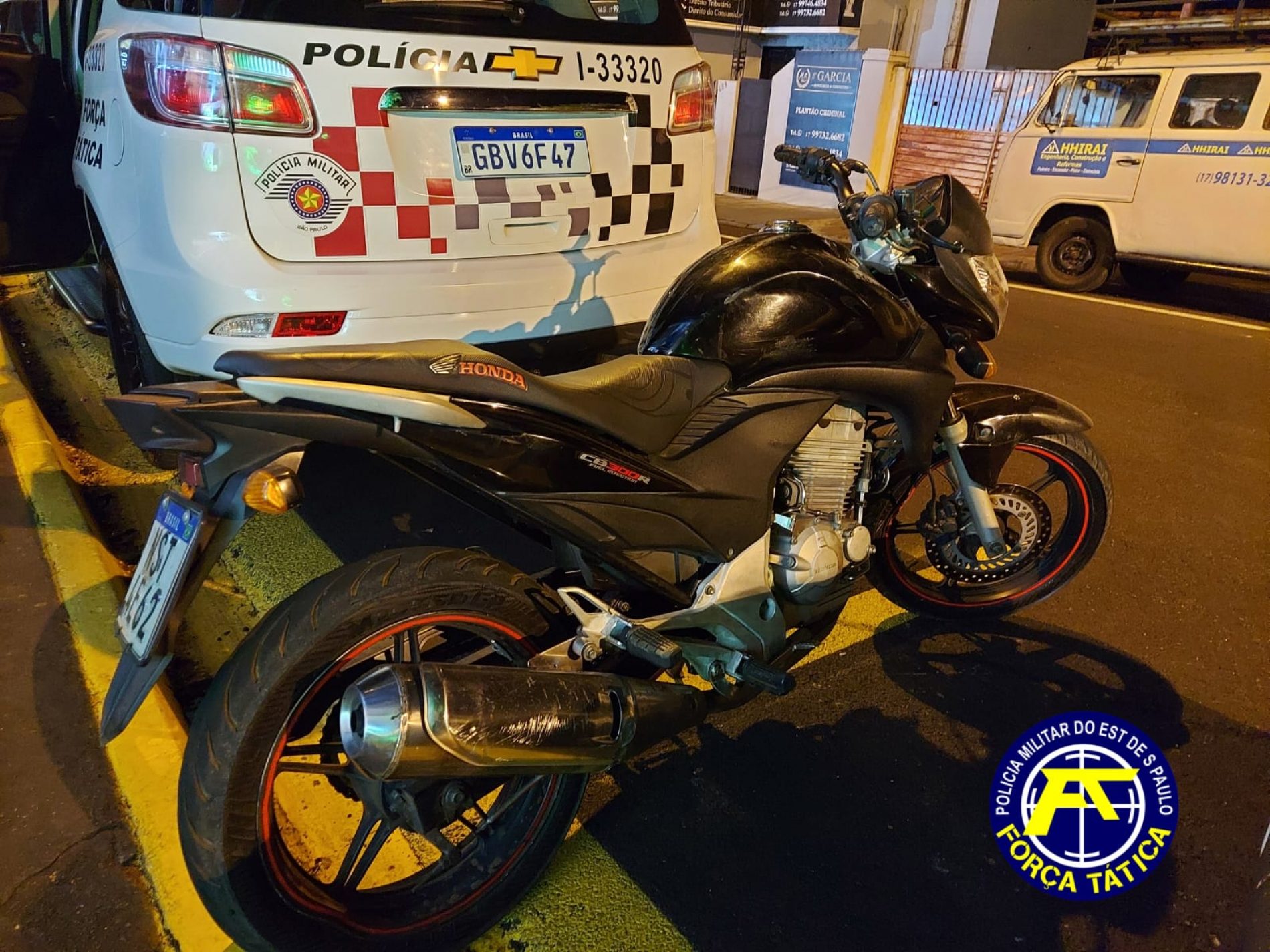 Policia Militar recupera moto furtada